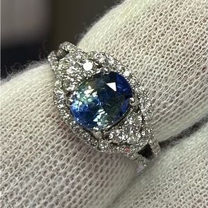 18kt White Gold 2.8 CT Sapphire and 1.5 CT Diamond Ring